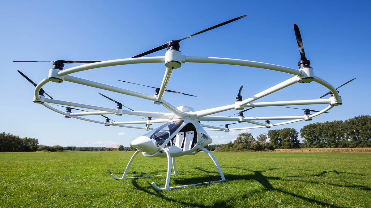 A multirotor aircraft with a large number of propellers